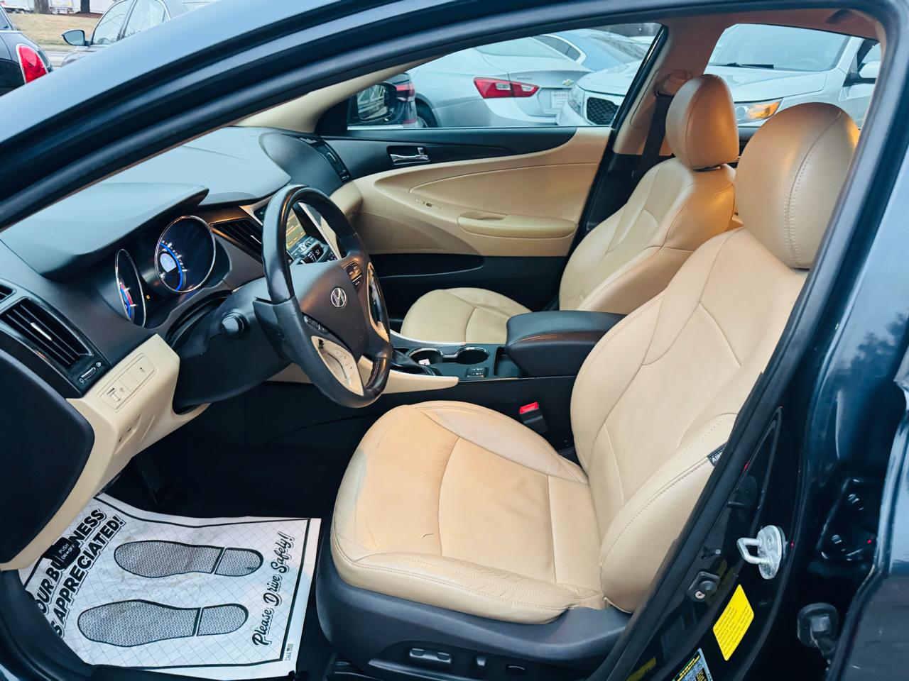 Hyundai Sonata SE Auto 2011