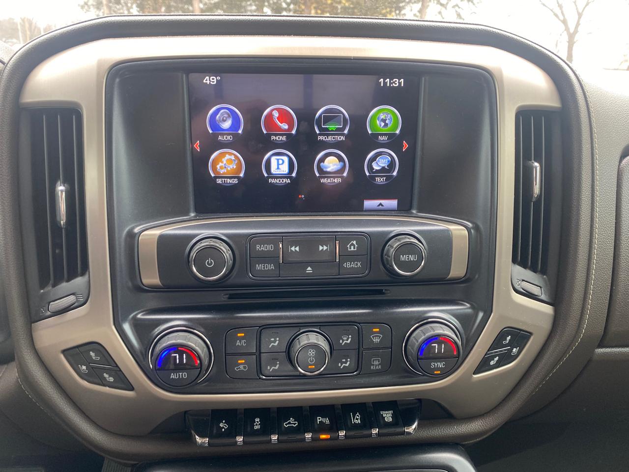 GMC Sierra 3500HD Denali Crew Cab 4WD 2016