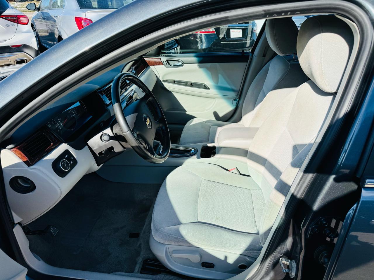 Chevrolet Impala LT 2011