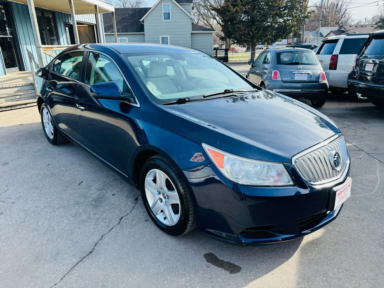 2011 Buick LaCrosse 4D Sedan