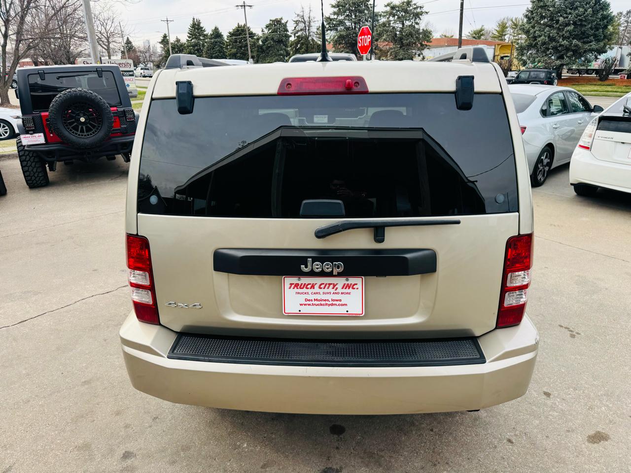 Jeep Liberty Sport 4WD 2011