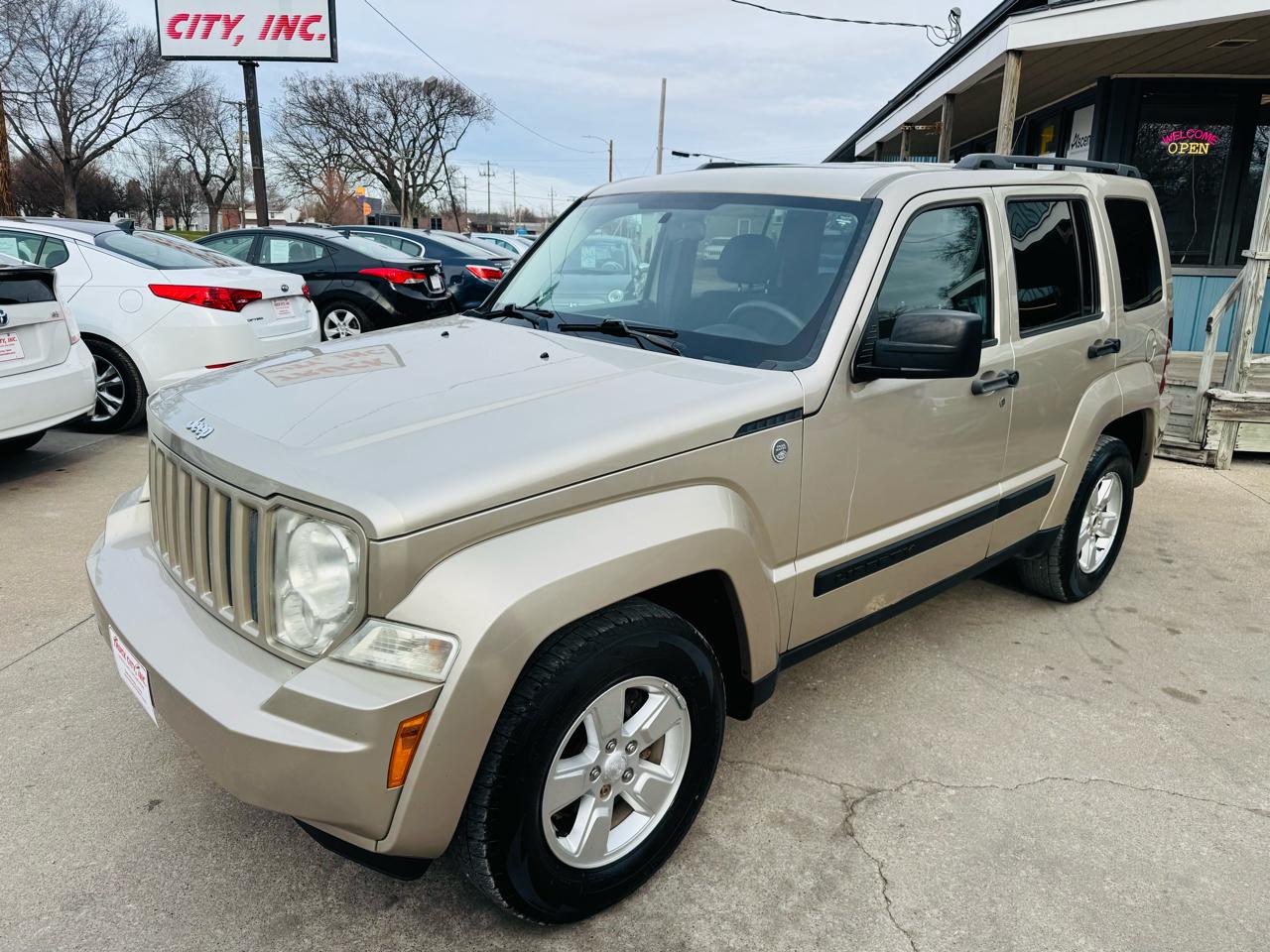 Jeep Liberty Sport 4WD 2011