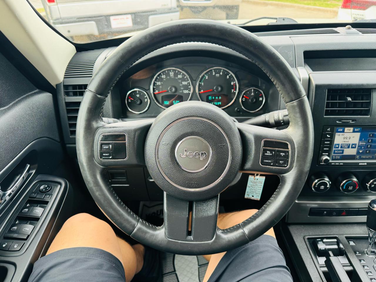 Jeep Liberty Sport 4WD 2011