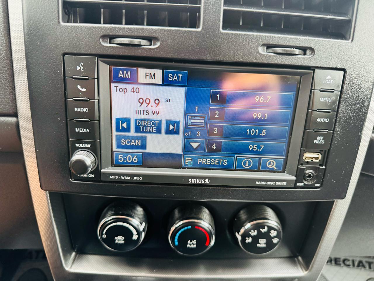 Jeep Liberty Sport 4WD 2011