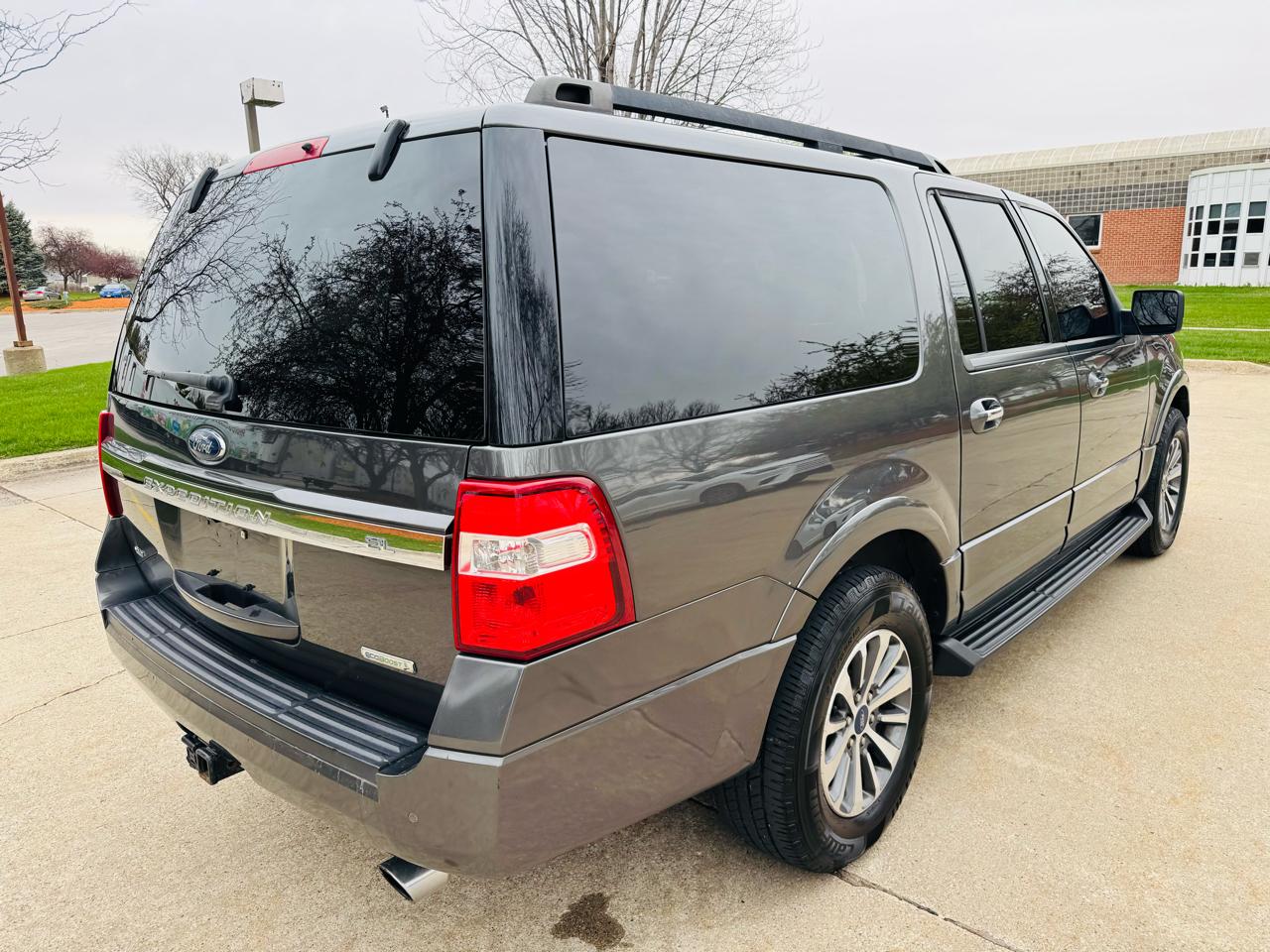 Ford Expedition EL XLT 4WD 2017