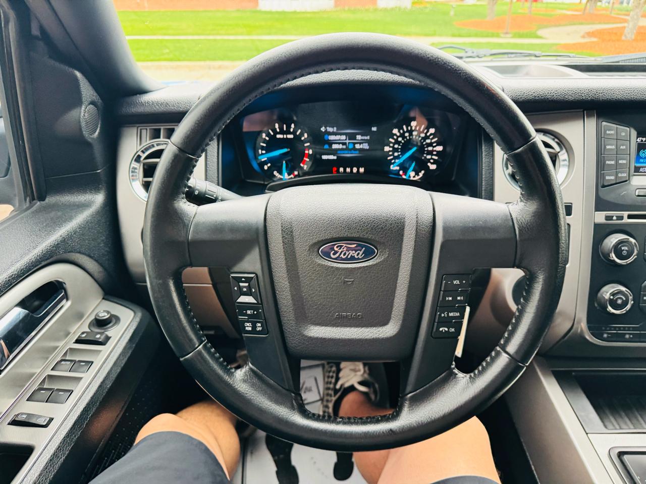 Ford Expedition EL XLT 4WD 2017