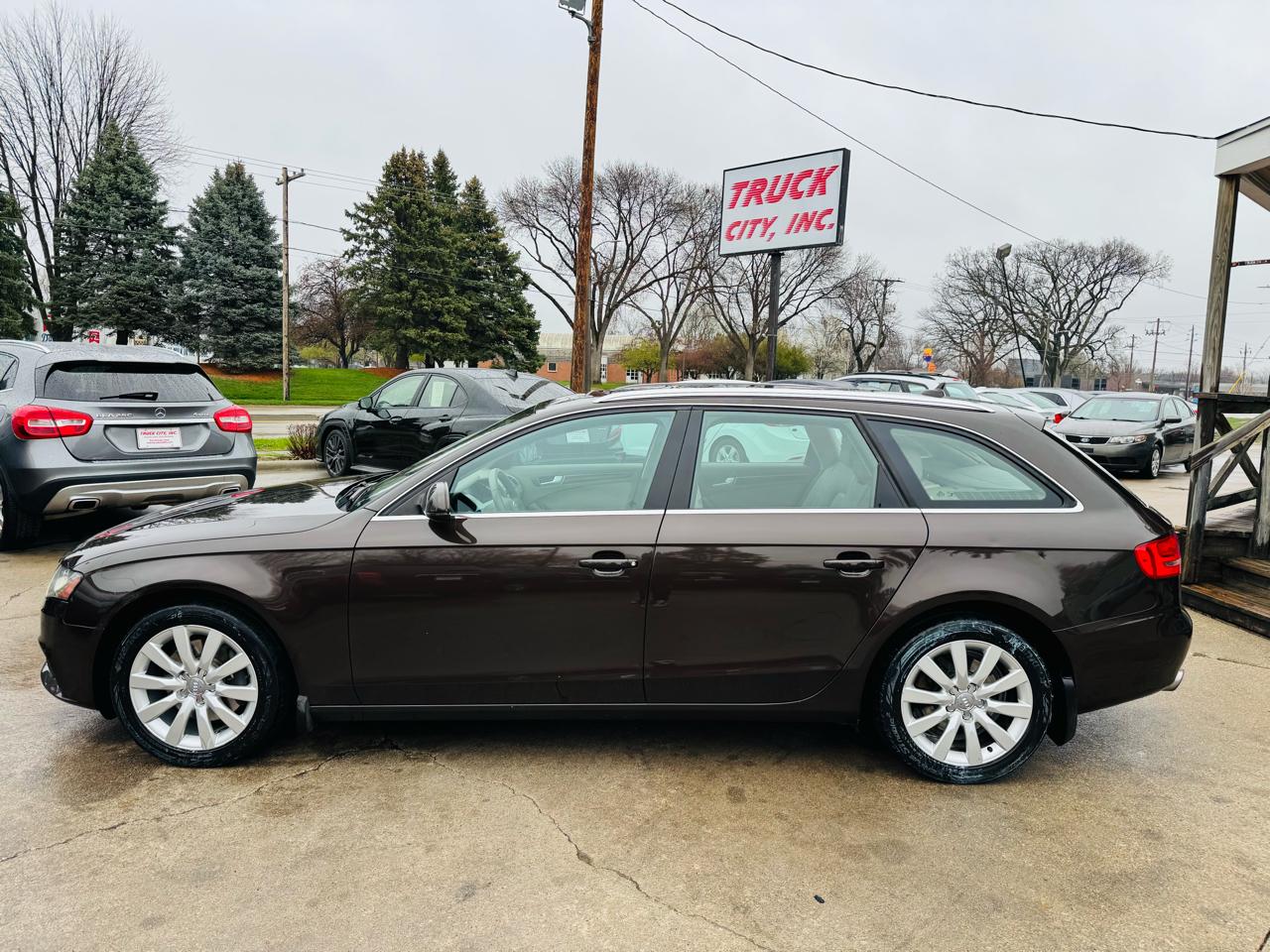 Audi A4 Avant 2.0T quattro Tiptronic 2011