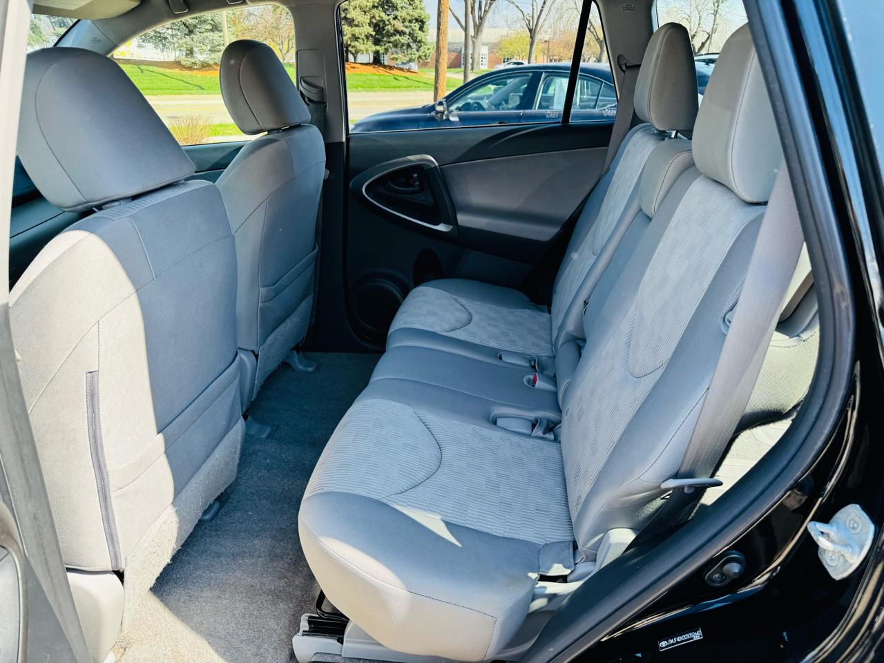 Toyota RAV4 4WD 2012