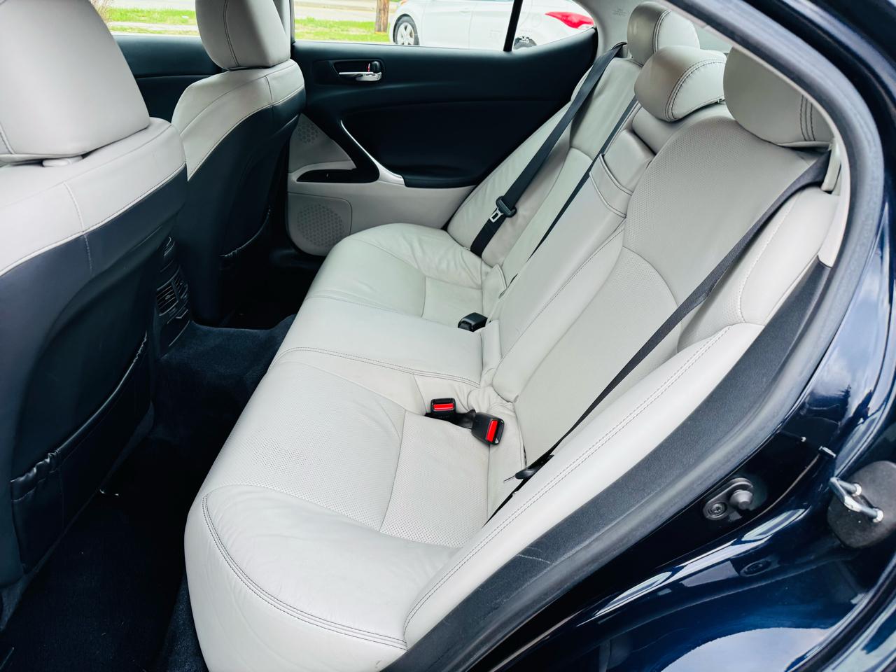 Lexus IS IS 250 AWD 6-Speed Sequential 2009