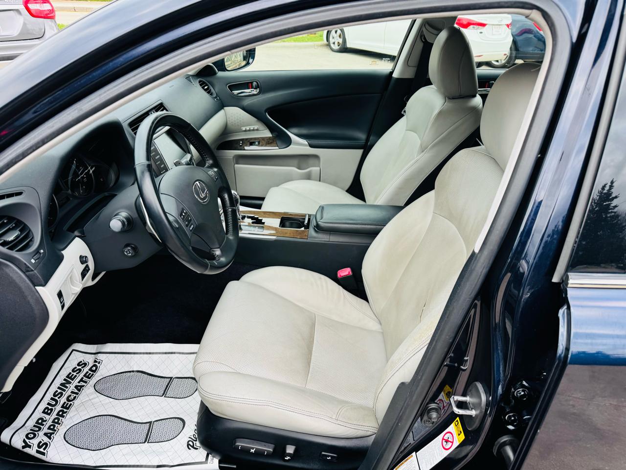 Lexus IS IS 250 AWD 6-Speed Sequential 2009