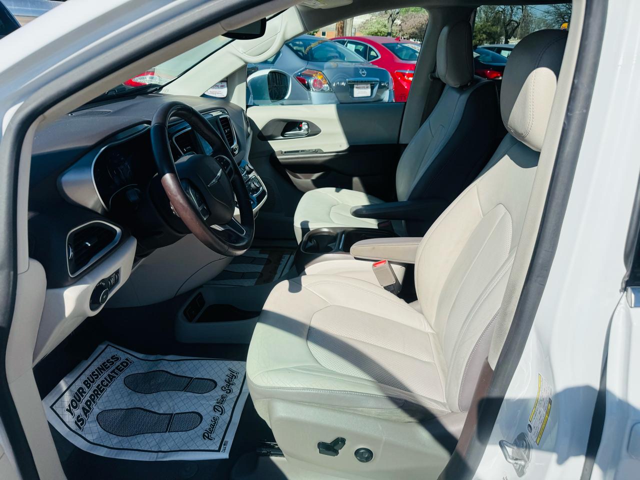 Chrysler Pacifica Touring-L 2019