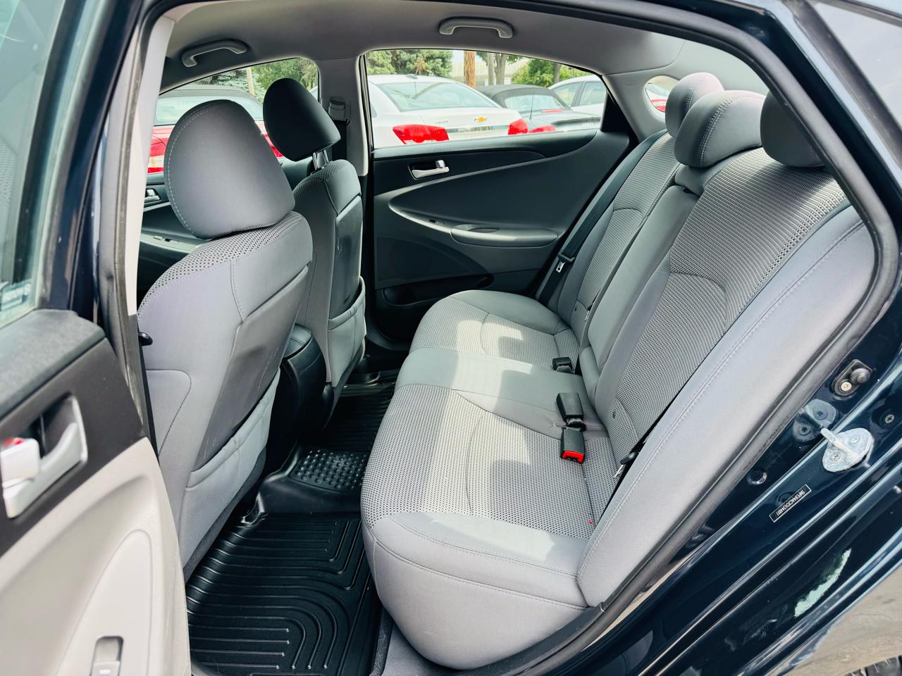 Hyundai Sonata GLS Auto 2012