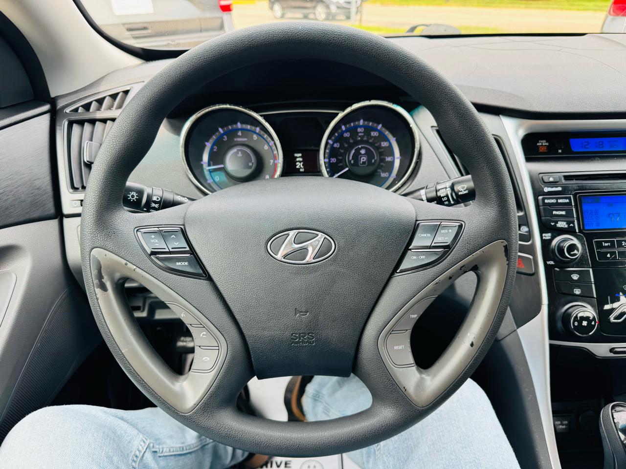 Hyundai Sonata GLS Auto 2012