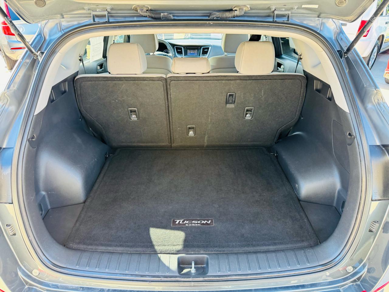 Hyundai Tucson SE 2017
