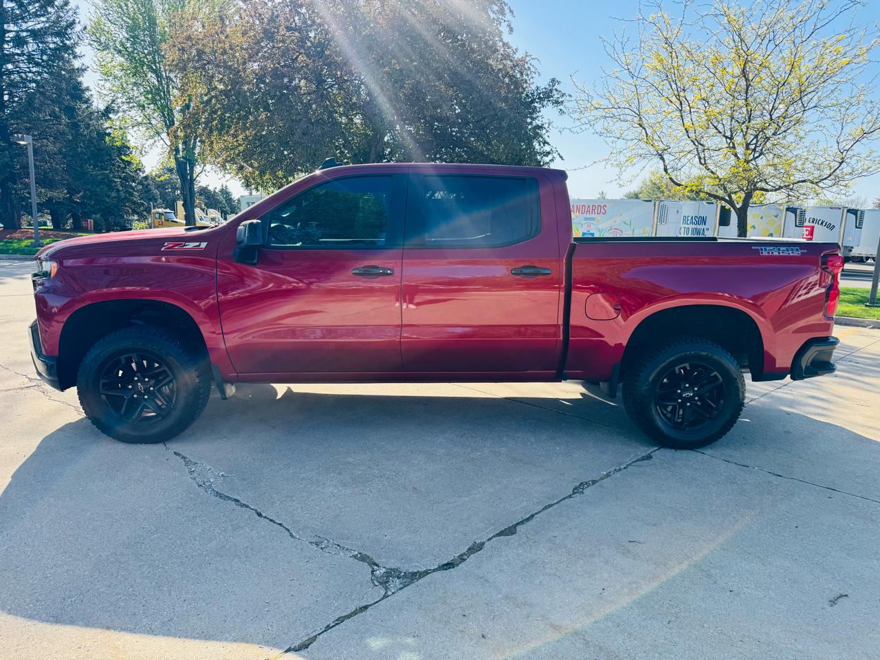 Chevrolet Silverado 1500 LT Trail Boss Crew Cab 4WD 2020