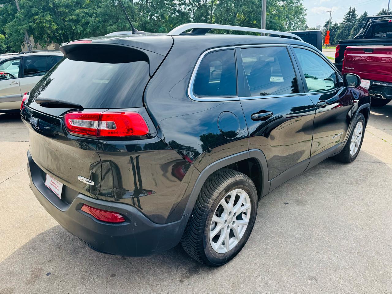 Jeep Cherokee Latitude FWD 2014