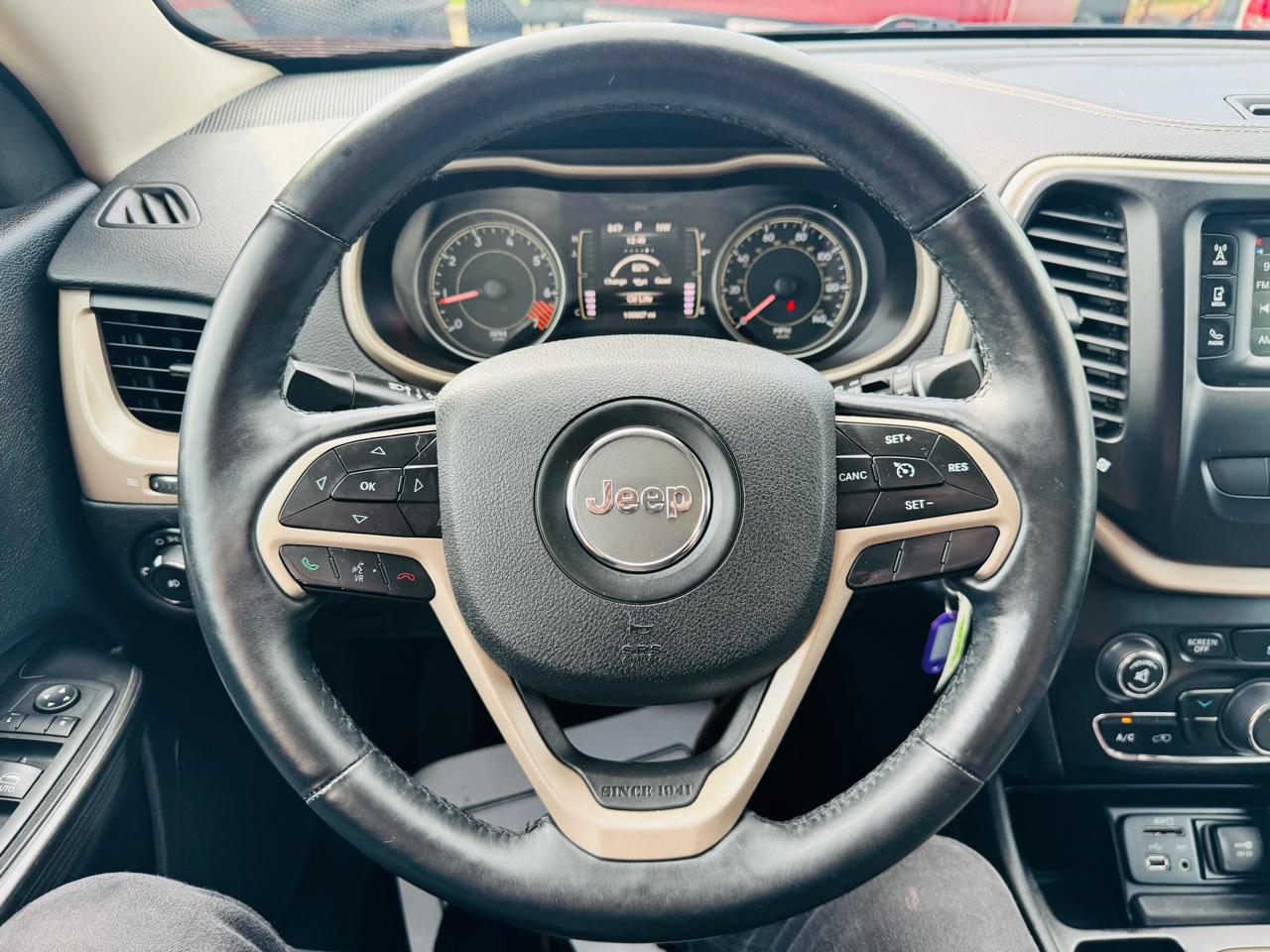 Jeep Cherokee Latitude FWD 2014