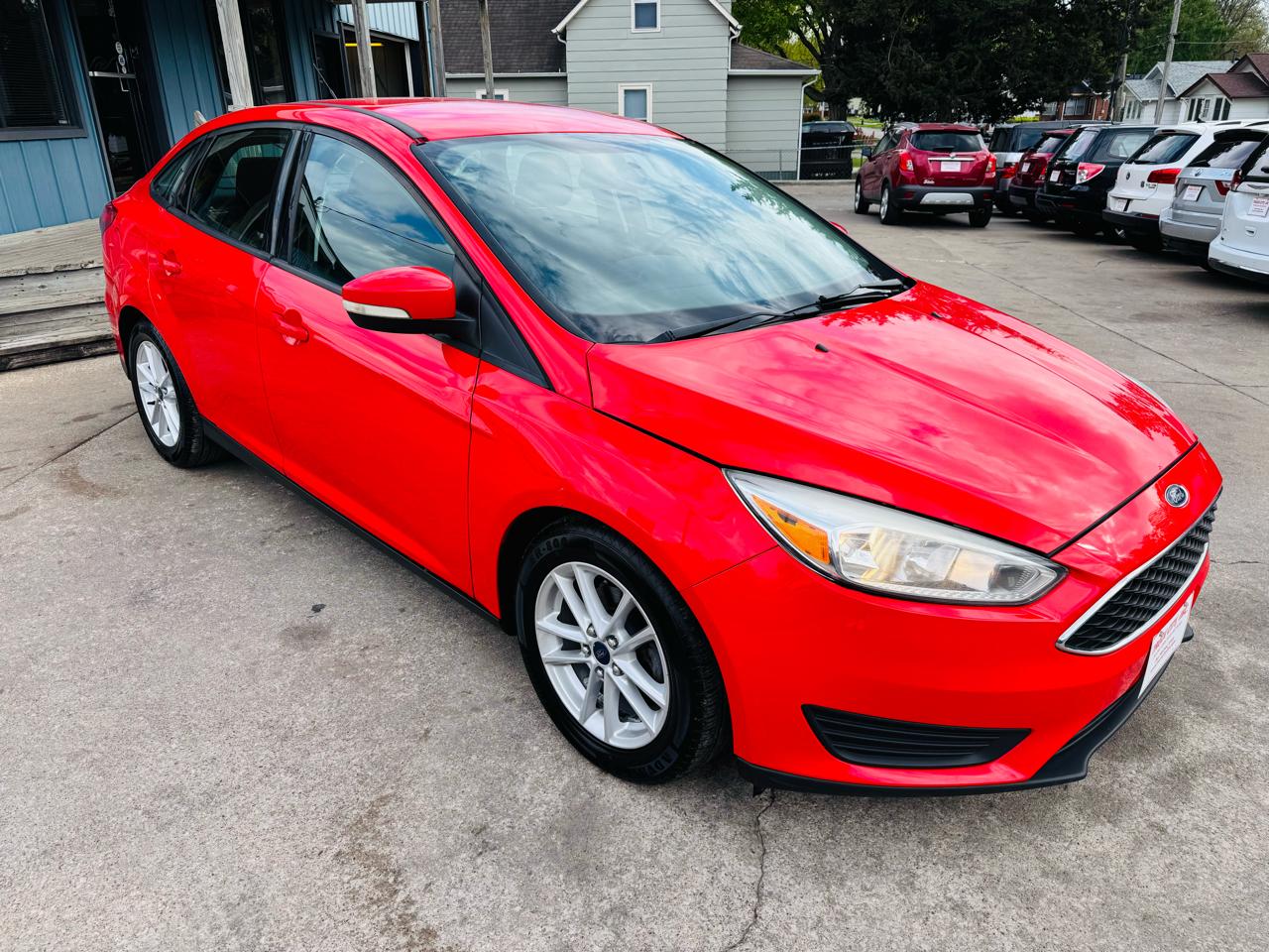 2016 Ford Focus SE Sedan