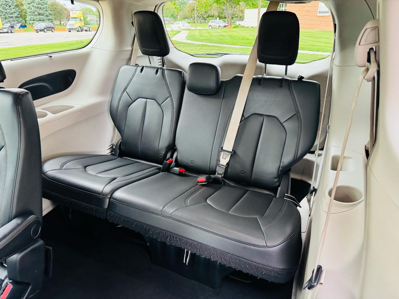 Chrysler Pacifica Touring-L 2017