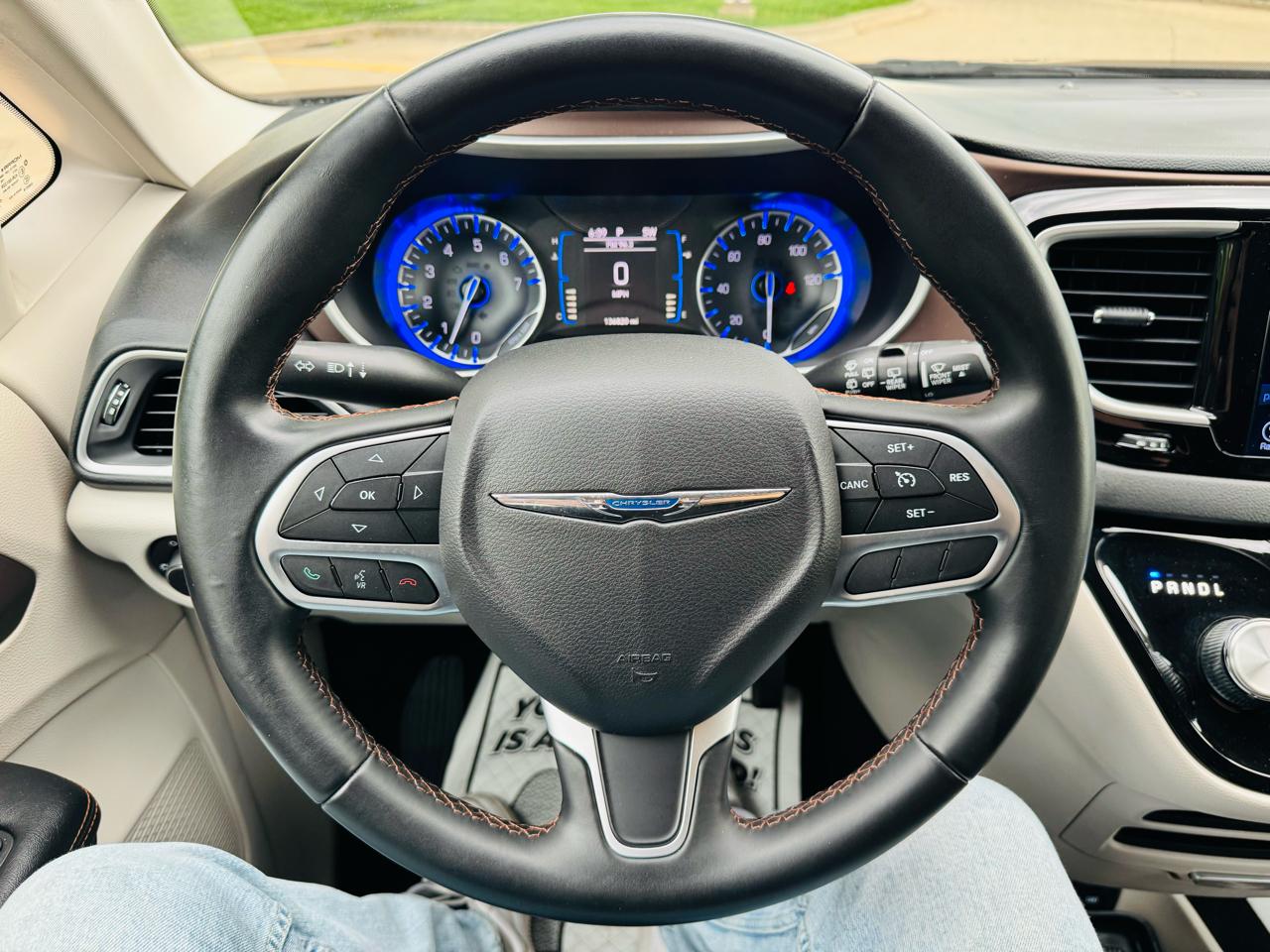 Chrysler Pacifica Touring-L 2017