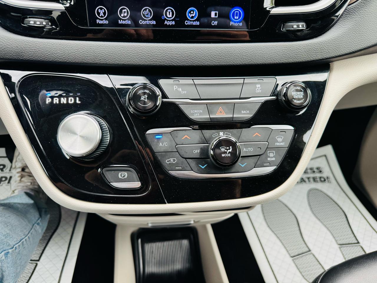 Chrysler Pacifica Touring-L 2017