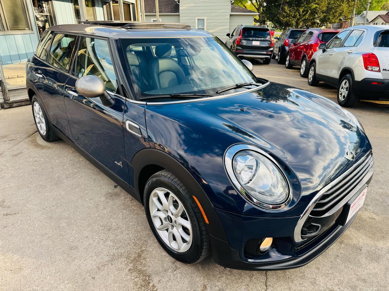 2017 MINI Clubman Base