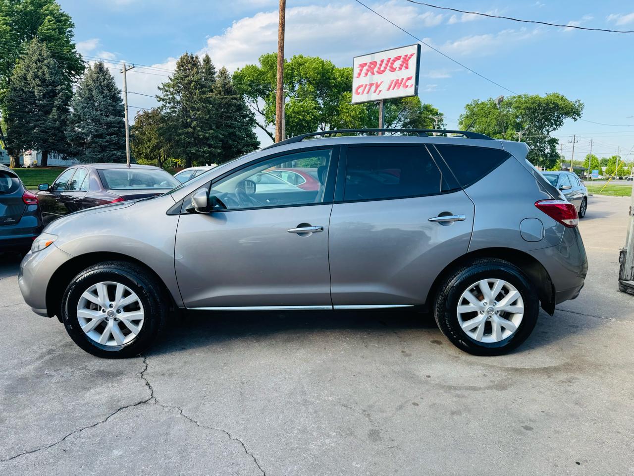 Nissan Murano S AWD 2011