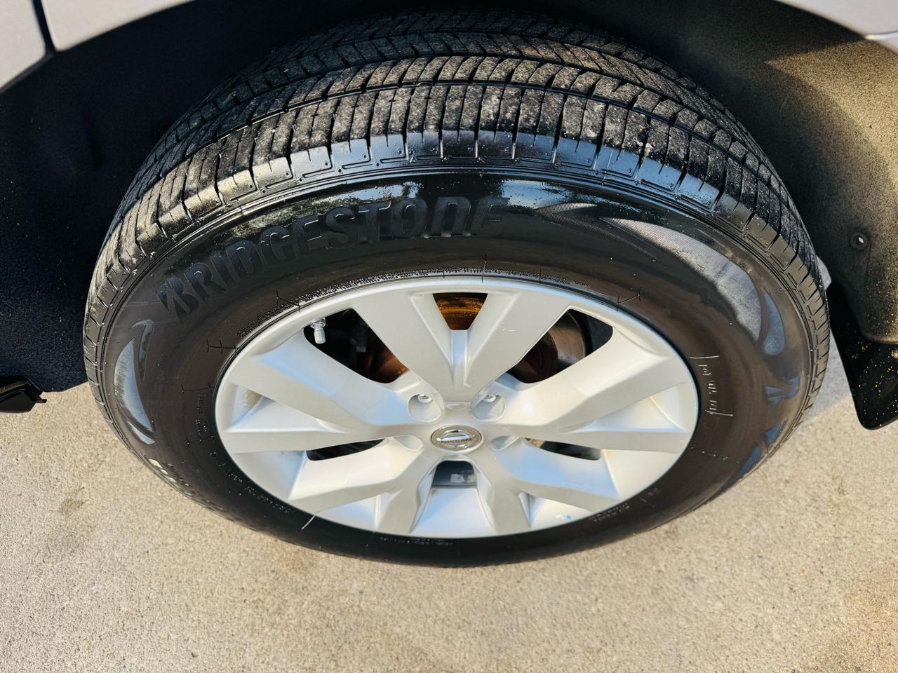 Nissan Murano S AWD 2011