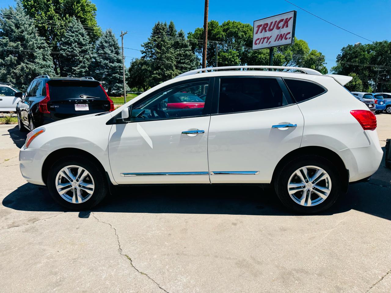 Nissan Rogue S AWD 2013