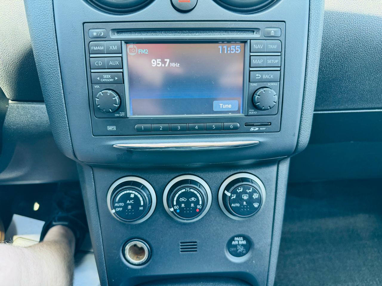 Nissan Rogue S AWD 2013