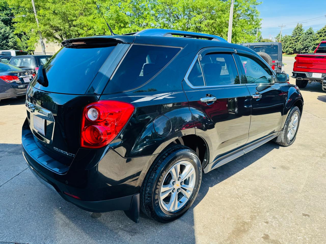 Chevrolet Equinox LTZ 2WD 2011