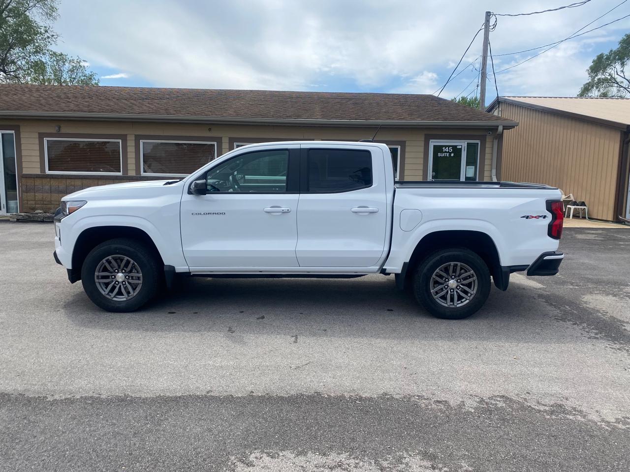 Chevrolet Colorado LT Crew Cab 4WD 2023