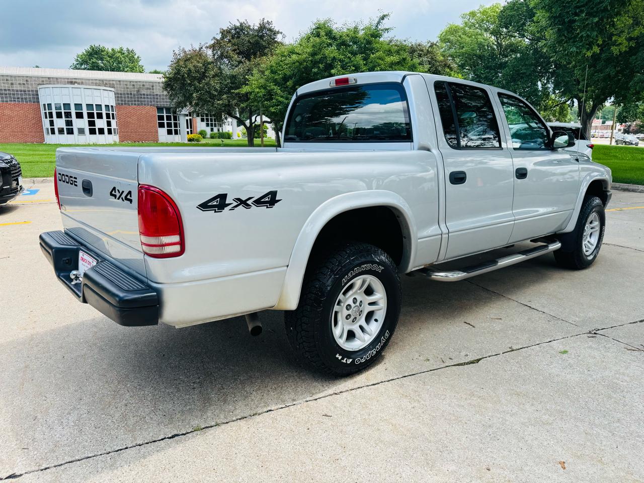 Dodge Dakota Sport Quad Cab 4WD 2003