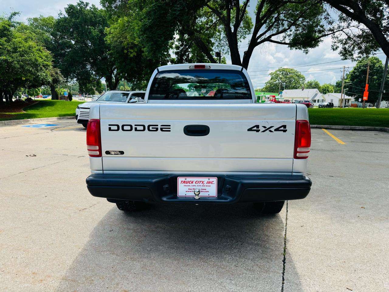 Dodge Dakota Sport Quad Cab 4WD 2003