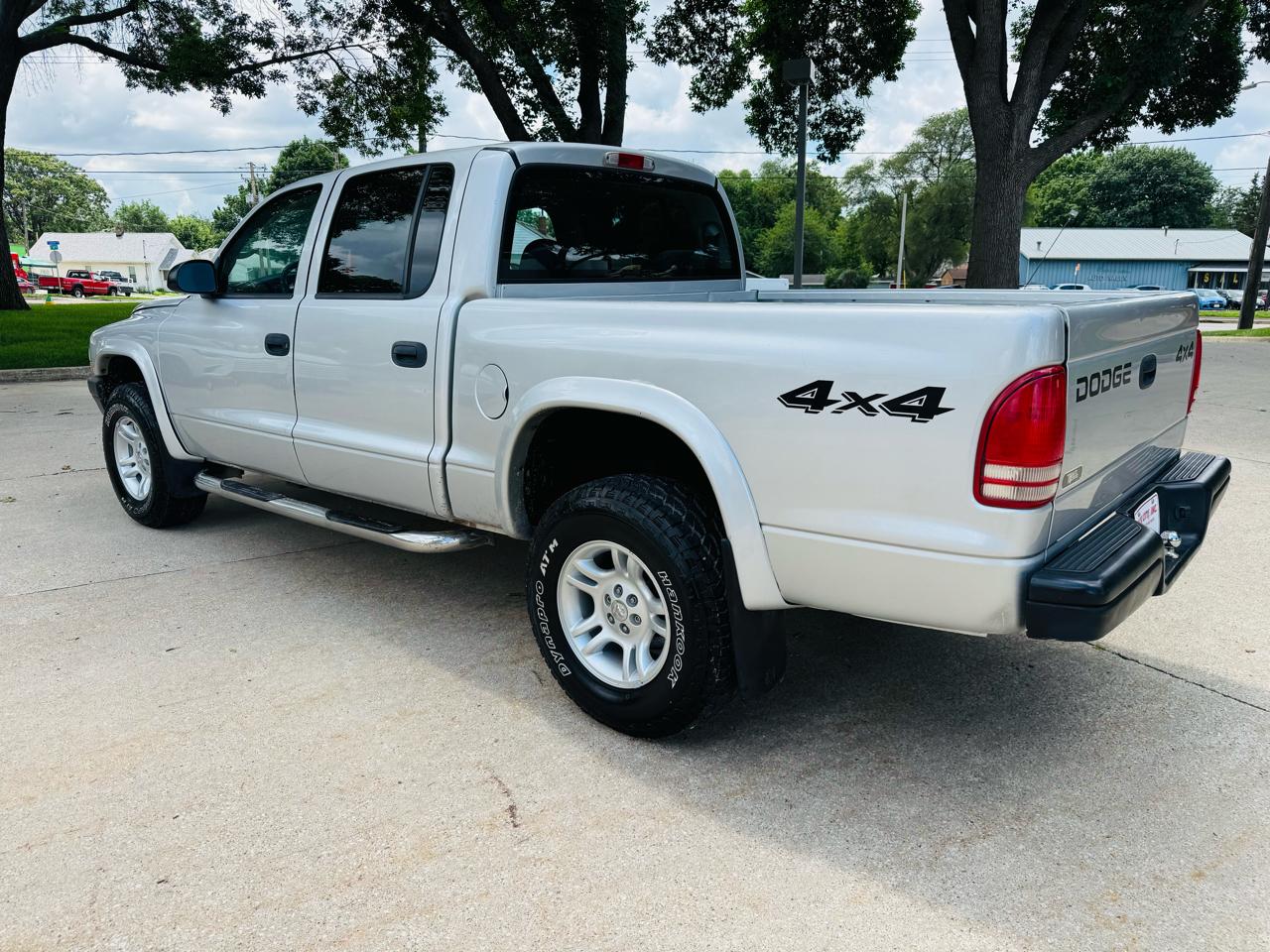 Dodge Dakota Sport Quad Cab 4WD 2003