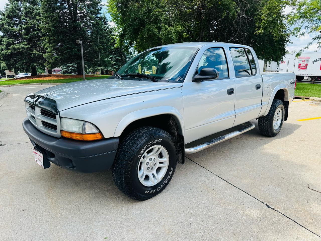Dodge Dakota Sport Quad Cab 4WD 2003
