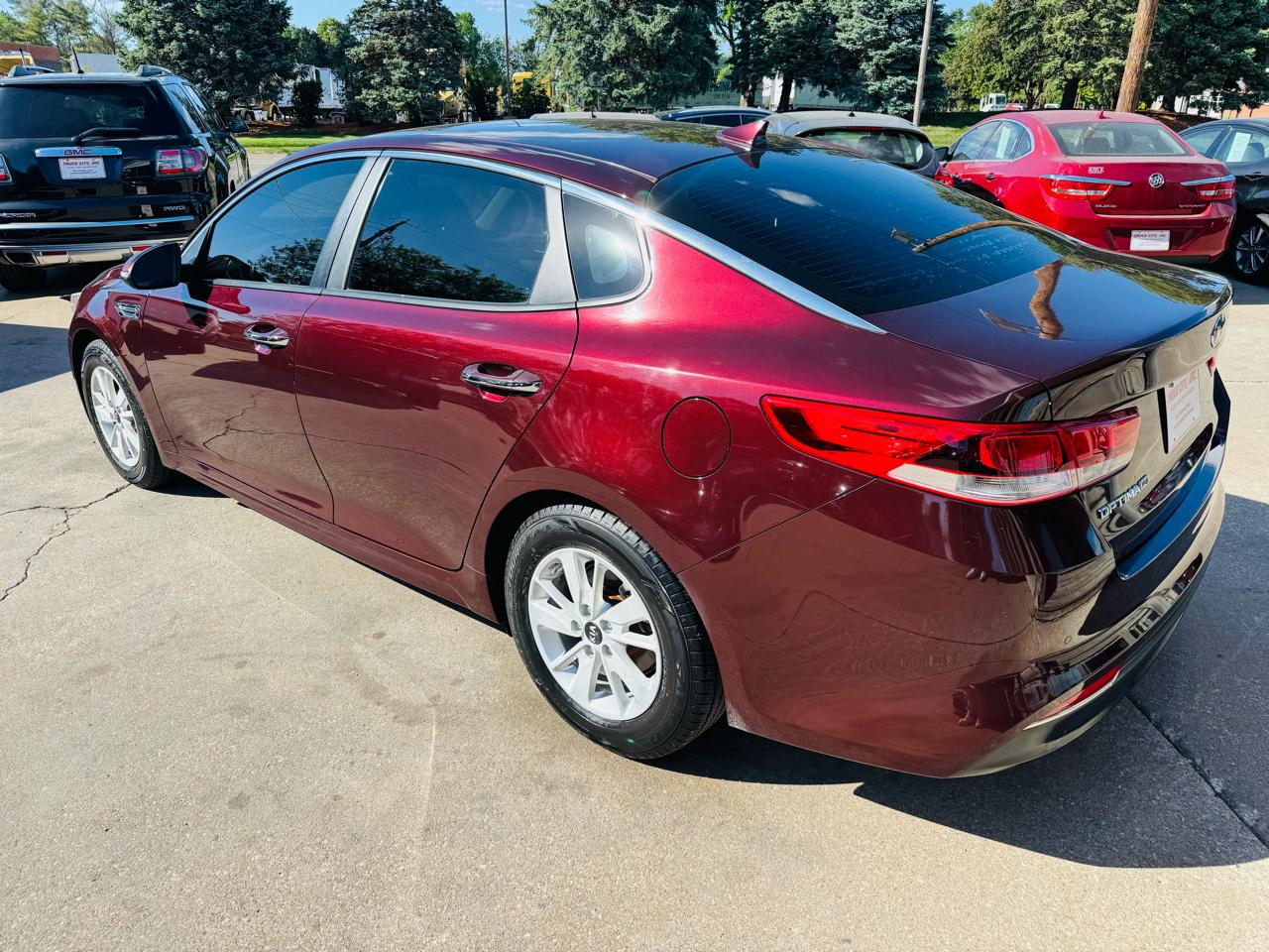 Kia Optima LX 2017