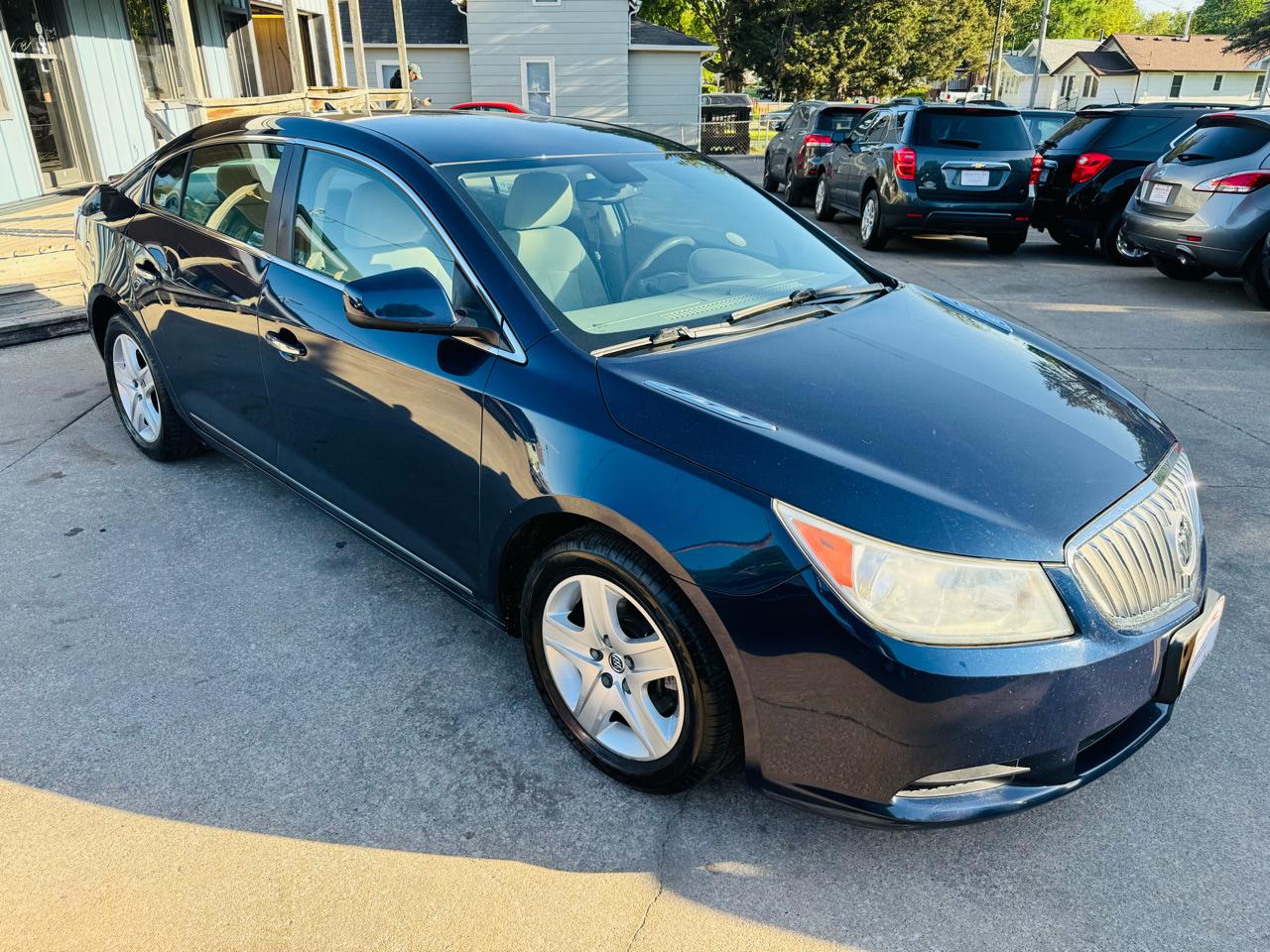 Buick LaCrosse CX 2011