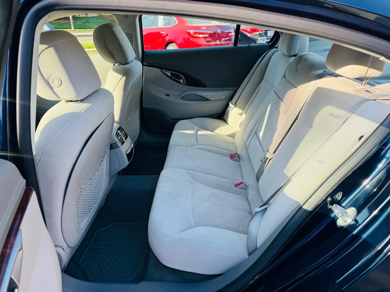 Buick LaCrosse CX 2011
