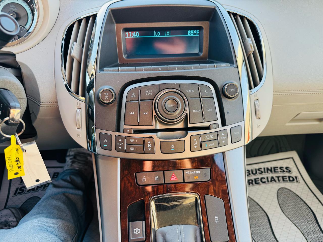 Buick LaCrosse CX 2011