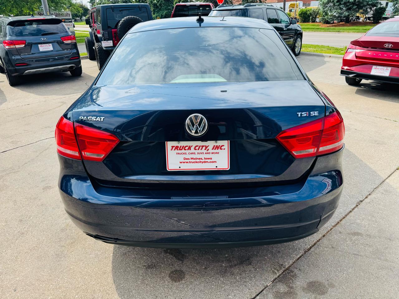 Volkswagen Passat 1.8T SE AT 2014