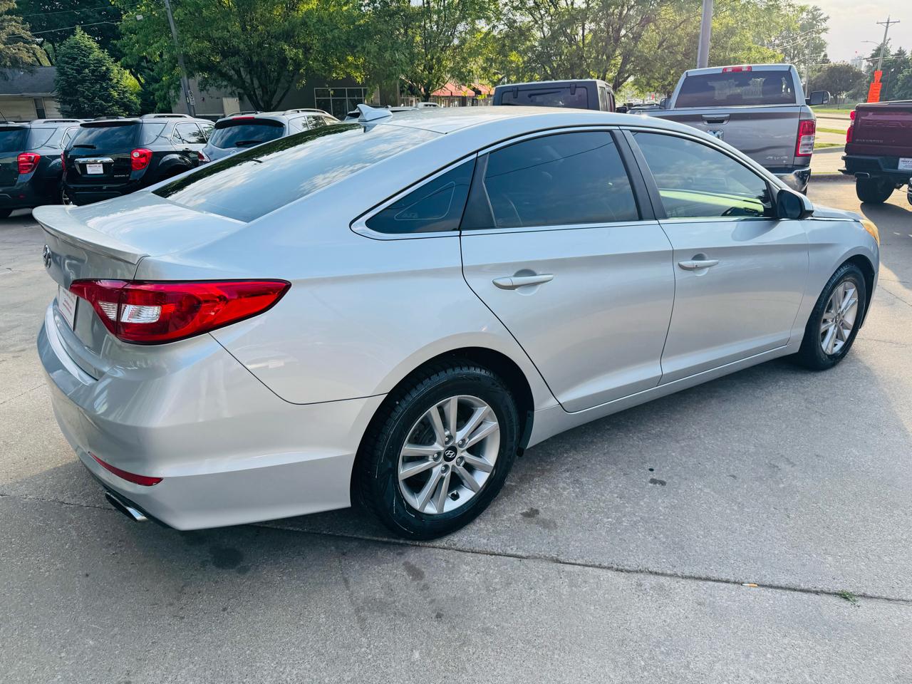Hyundai Sonata SE 2015