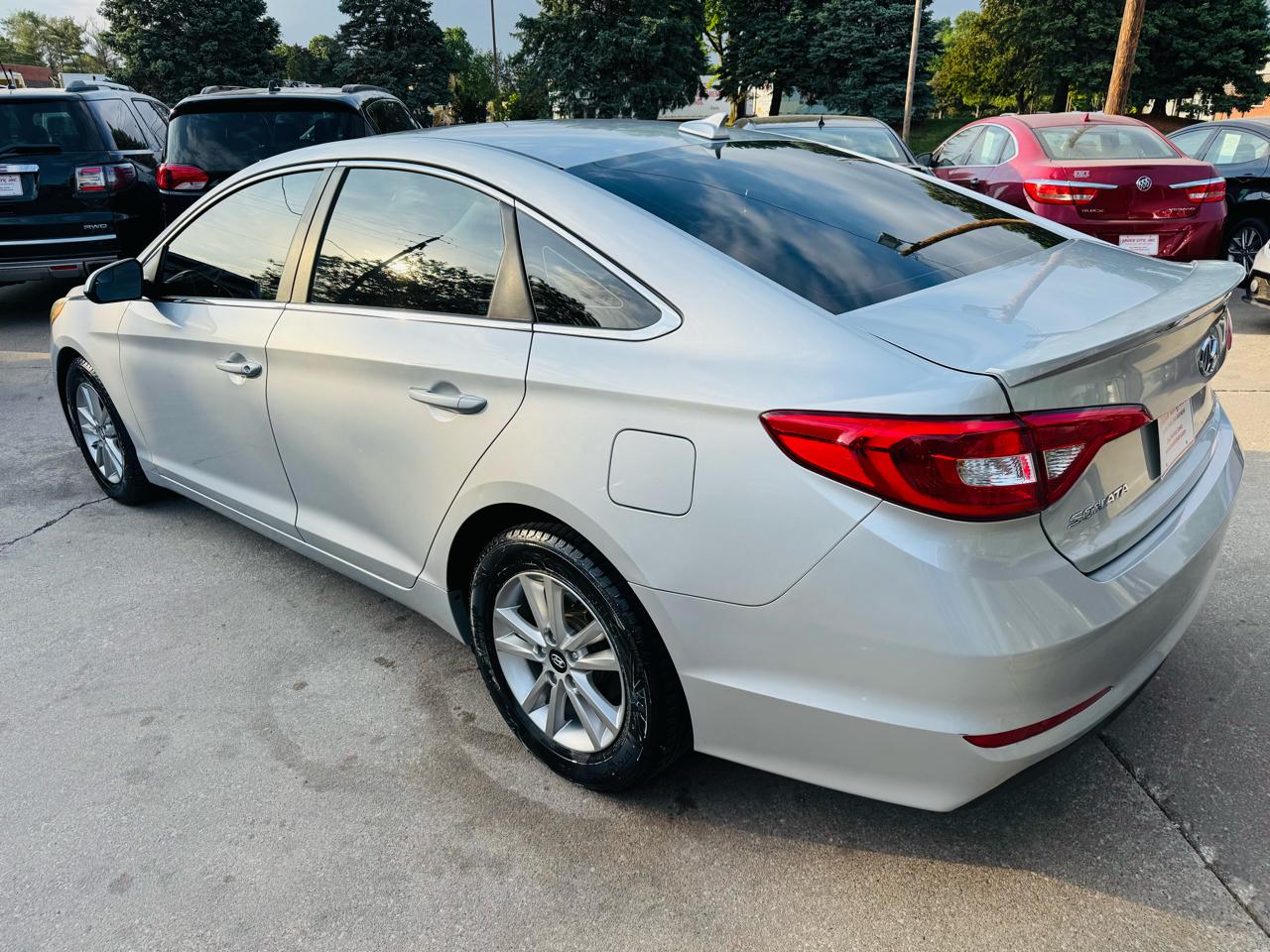 Hyundai Sonata SE 2015