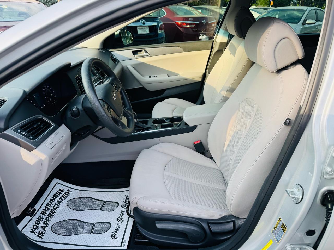 Hyundai Sonata SE 2015