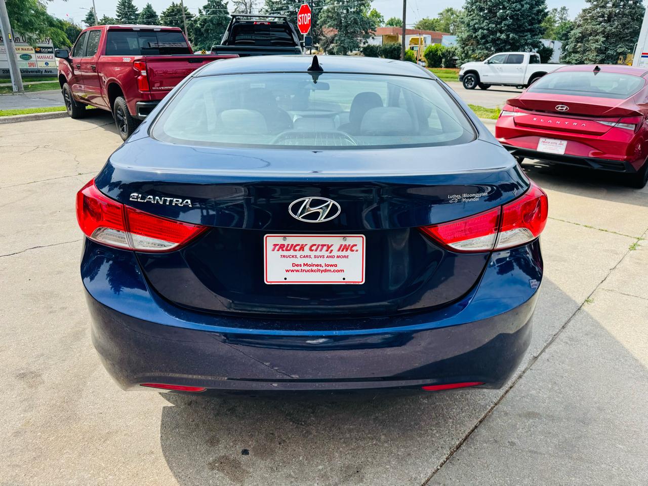 Hyundai Elantra 4dr Sdn Auto GLS 2013