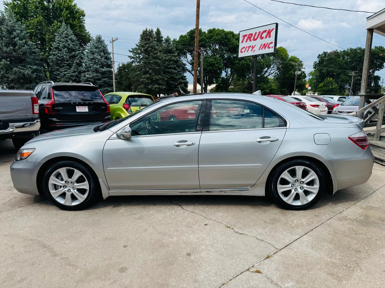 Acura RL Technology Package 2010