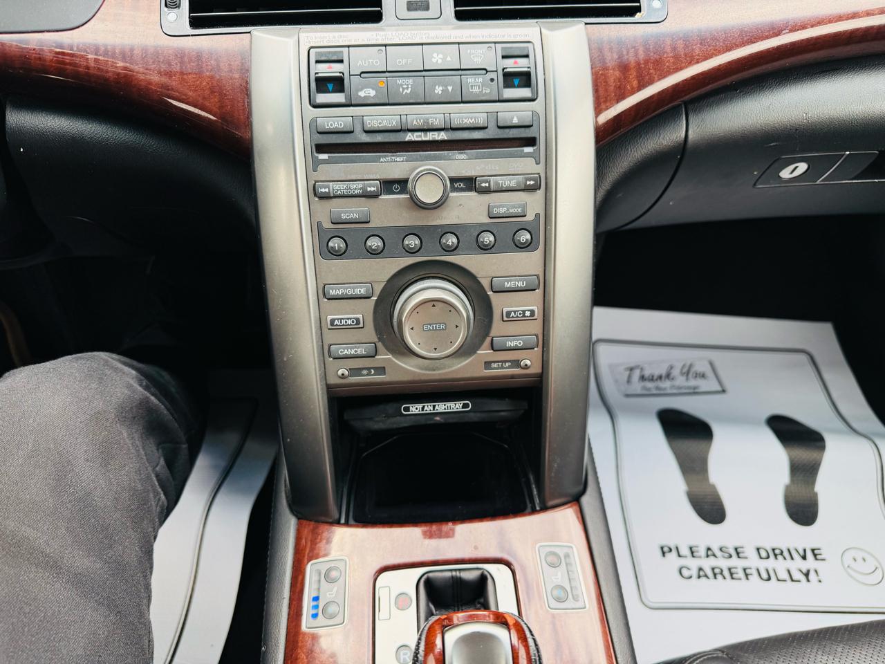 Acura RL Technology Package 2010