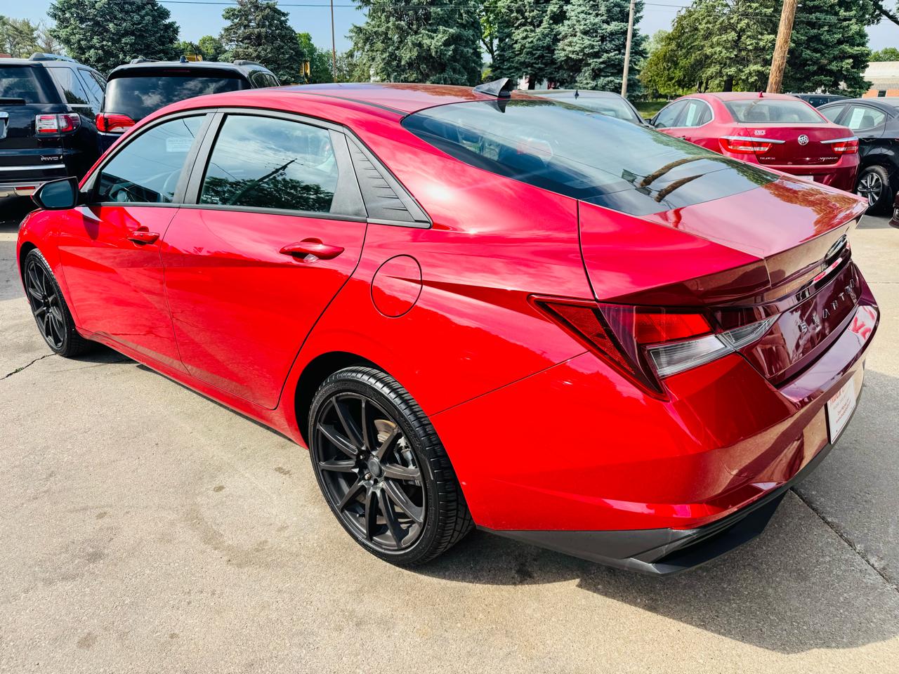 Hyundai Elantra SEL 2023
