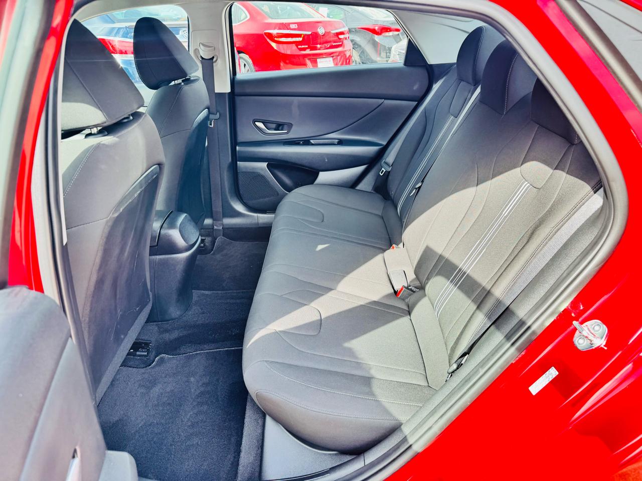 Hyundai Elantra SEL 2023