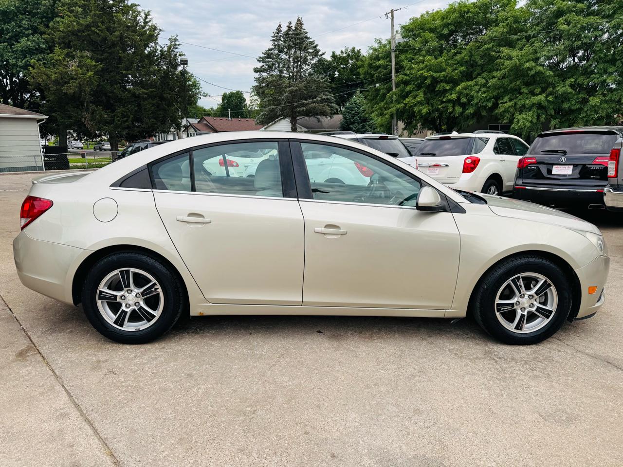 Chevrolet Cruze 1LT Auto 2013